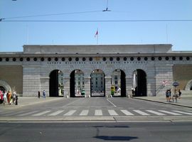 Wien geführte Tour Ringstraße Heldentor Heldenplatz Wien geführte Tour Ringstraße Heldentor Heldenplatz
